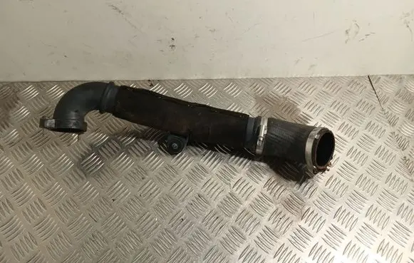 Intercooler hose/pipe