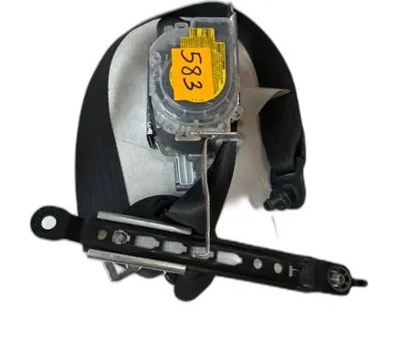 Mitsubishi Lancer VIII Set of seat belts 7Q7980P