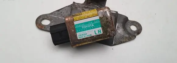 Toyota Land Cruiser (J120) Airbag deployment crash/impact sensor 8983060020