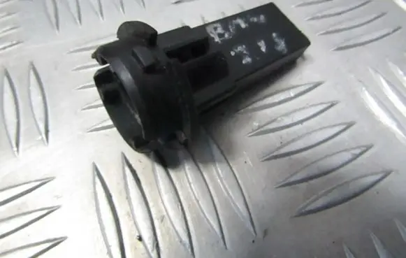 Headlight part