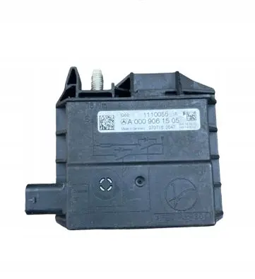 Mercedes-Benz C W205 Battery relay fuse A0009061505