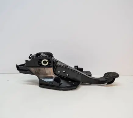 Volkswagen PASSAT B8 Brake pedal 5Q2721058BT