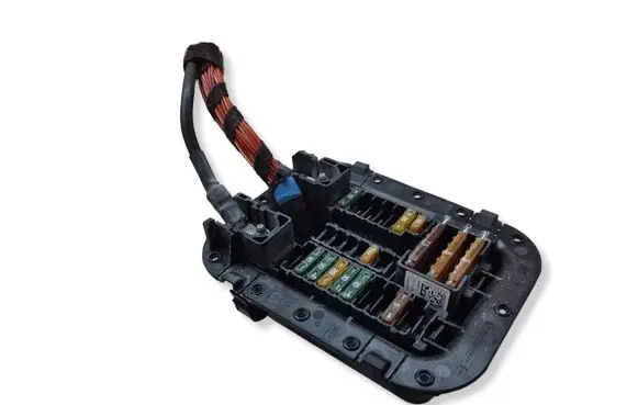 Mercedes-Benz C W205 Fuse module A2225403150