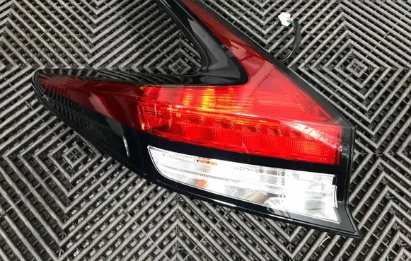 Nissan Leaf II (ZE1) Rear/tail lights 26555-5SK0A