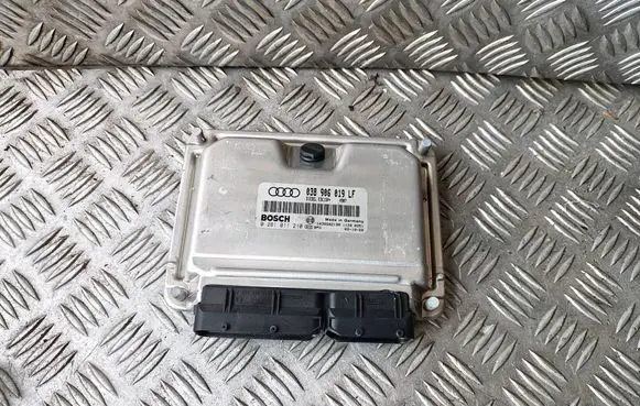 Audi A4 S4 B6 8E 8H Engine control unit/module 038906019LF 0281011210