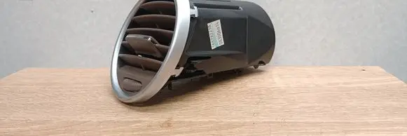 Dash center air vent grill