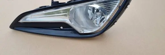 Hyundai i40 Front fog light 92201-3Z010 zdwlkp92201-3Z010