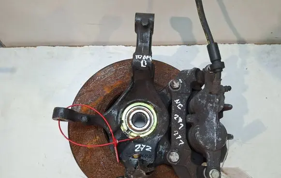 Opel Vivaro Front wheel hub spindle knuckle S27612271