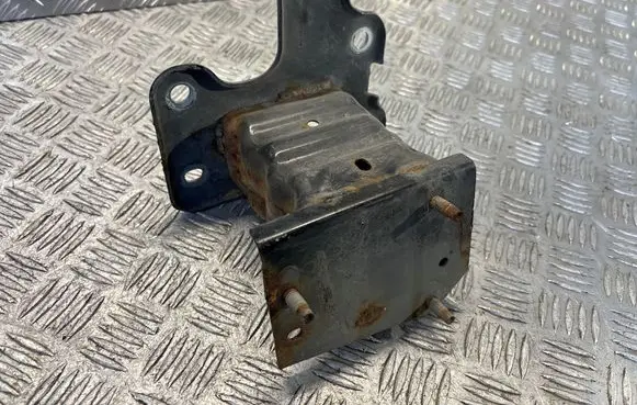 Nissan Qashqai Front bumper shock/impact absorber 622144EA0A