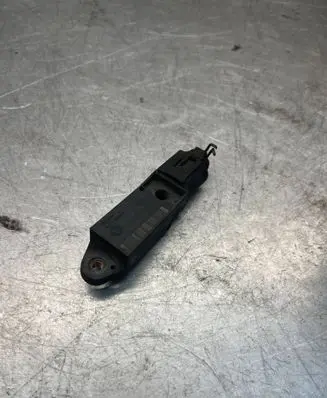 Mercedes-Benz E W211 Airbag deployment crash/impact sensor A0028202726 4062027286500