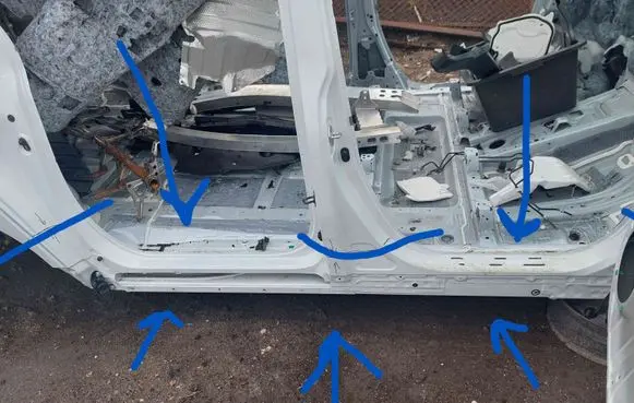 Toyota Sienna XL40 IV Ladder 