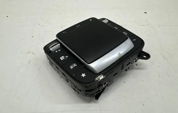 Mercedes-Benz CLA C118 X118 Head unit multimedia control A2479003903