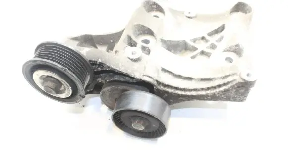 Opel Insignia A A/C compressor mount bracket 532274354