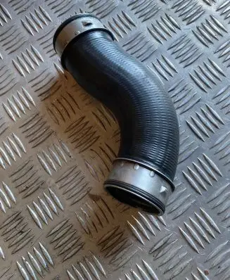 Intercooler hose/pipe