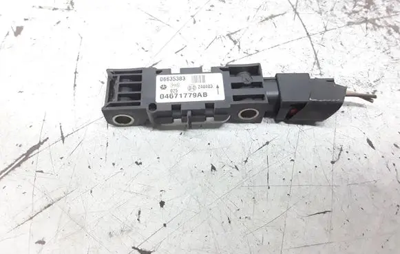 Chrysler Pacifica Airbag deployment crash/impact sensor 04671779AB