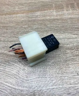 Renault Laguna II Other relay 7700414484 29201041 WITHPLUG