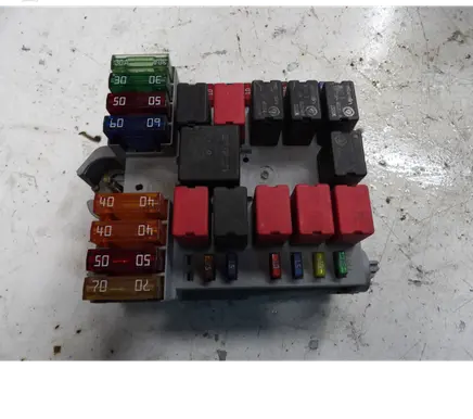 Fiat Ducato Fuse module 1332044080 13122004