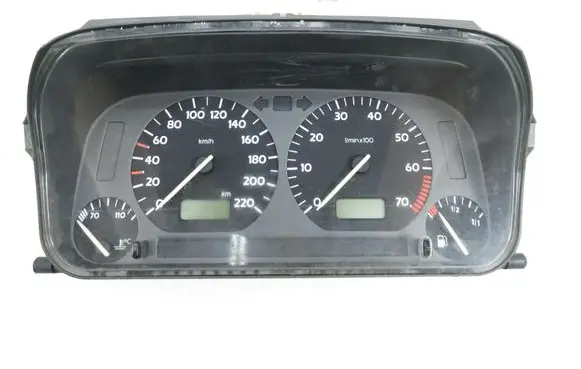 Volkswagen Golf III Speedometer (instrument cluster) 354001002 1H0919860C
