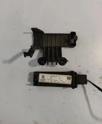Audi A8 S8 D3 4E Tire pressure sensor 4E0907277