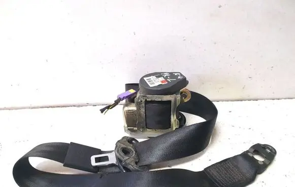 Audi A4 S4 B6 8E 8H Front seatbelt 560788401
