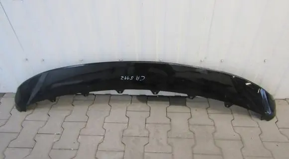 Front bumper lip