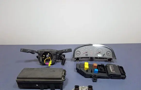 Opel Vectra C Engine control unit/module ECU 09179499