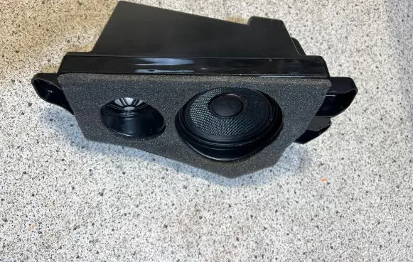 BMW X6 E71 Front door speaker 9211049