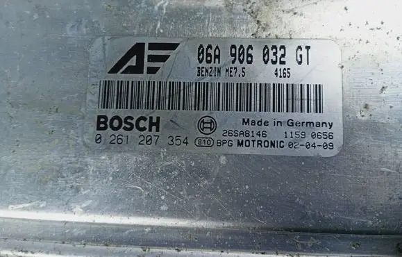 Volkswagen Sharan Engine control unit/module ECU 06A906032GT 26SA8146 0261207354