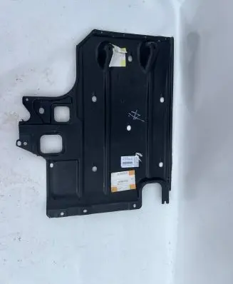 Mini One - Cooper Coupe R56 Engine splash shield/under tray 51752755792 C20Z80CZ 098888T