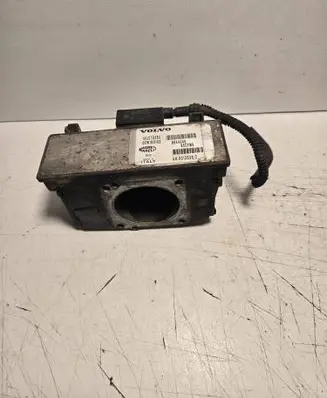 Volvo V70 Throttle valve 8644345 AH0013536C