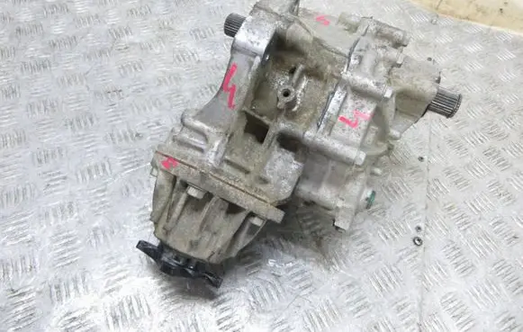 Suzuki Vitara (LY) Rear gearbox reducer/haldex oil pump S161M2