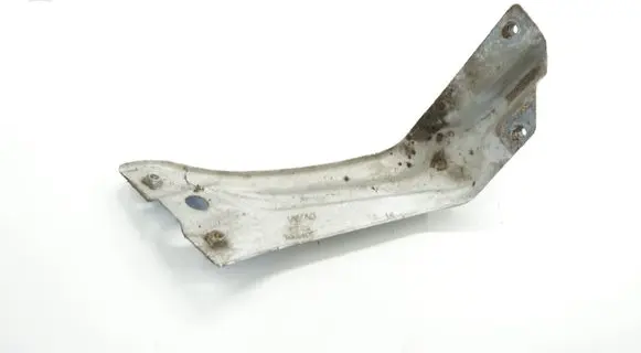 Volkswagen Scirocco Fender mounting bracket 1K8821136ACR