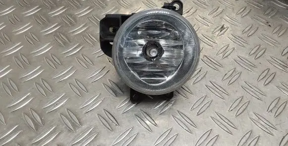 Toyota RAV 4 (XA40) Front fog light