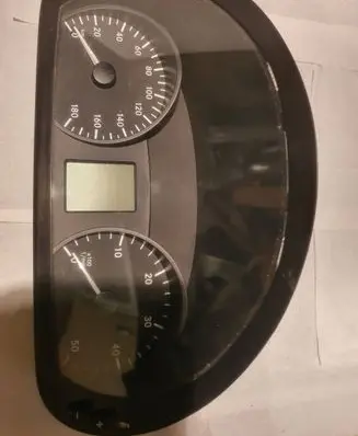 Mercedes-Benz Sprinter W906 Speedometer (instrument cluster) 1042993