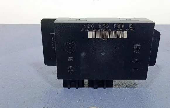 Volkswagen PASSAT B5.5 Comfort/convenience module 1C0959799C
