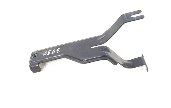 Headlight/headlamp mounting bracket
