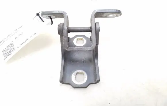 Opel Insignia A Front door lower hinge 