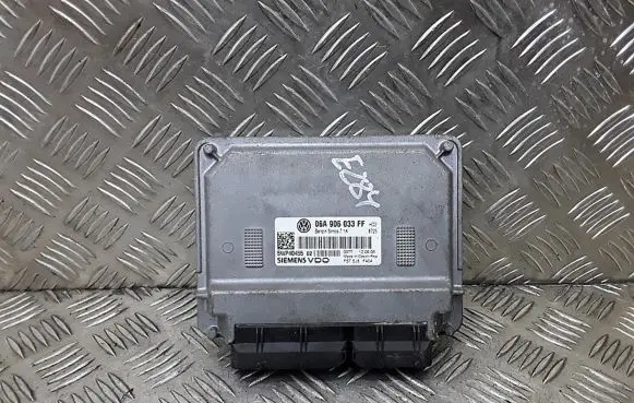 Seat Leon (1M) Engine control unit/module 06A906033FF