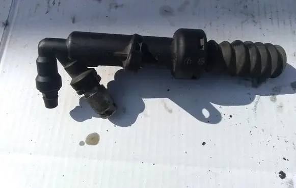 Peugeot 206 Clutch slave cylinder 