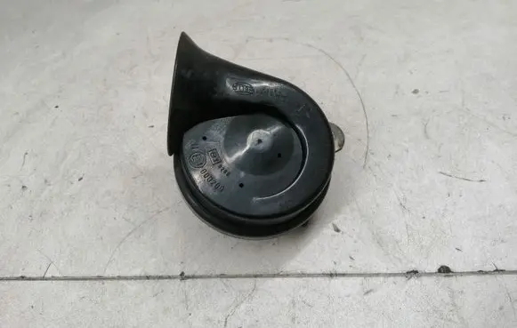 Volkswagen PASSAT B6 Horn signal 007424 000209