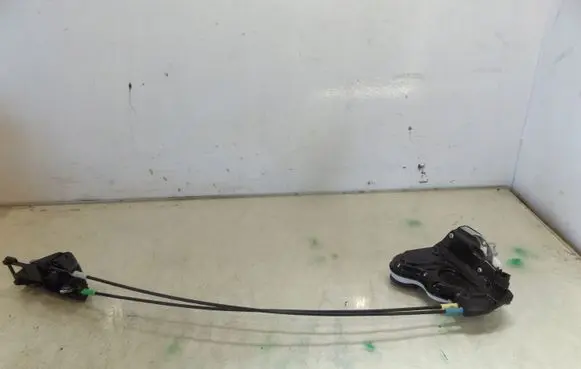 Suzuki Ignis Rear door lock