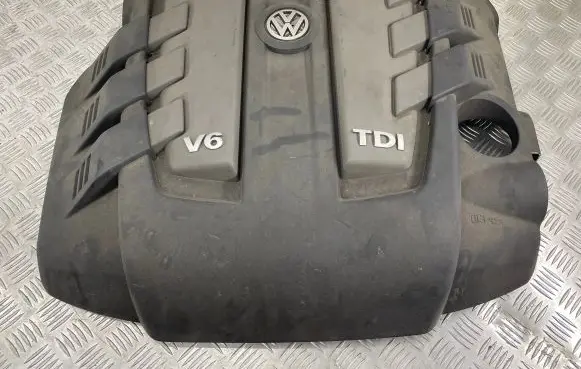 Volkswagen Touareg II Engine cover (trim) 059103925CA