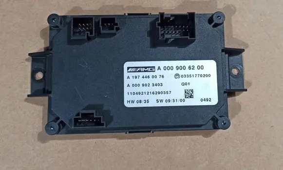 Mercedes-Benz E AMG W212 Other control units/modules A0009006200