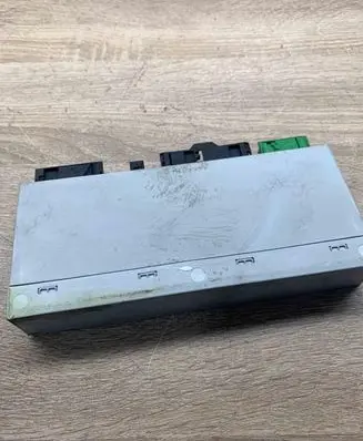 BMW 3 E90 E91 Central body control module 6913617 6905991 1383603