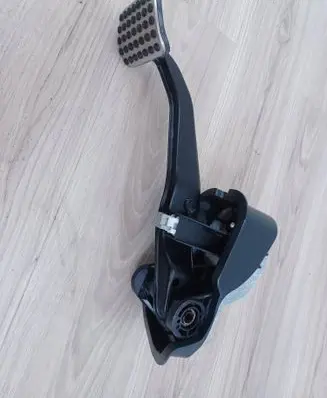 Mercedes-Benz C W205 Brake pedal A2052920100-MERC A2052920100 A2052920415
