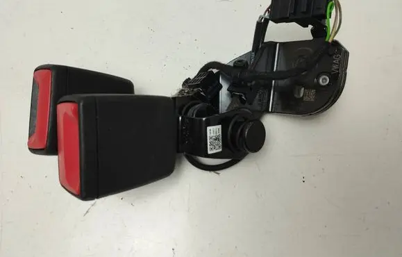 Audi A6 S6 C8 4K Rear seatbelt buckle 4KD857739
