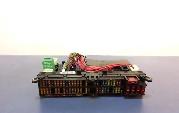 BMW X5 E53 Fuse box set 8380407