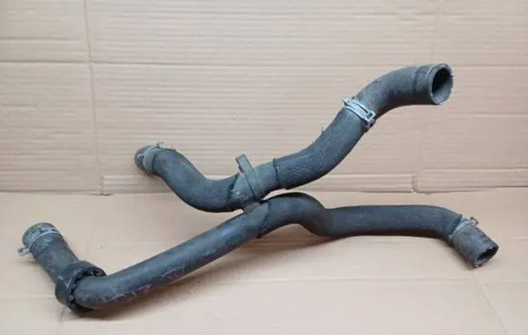 Seat Ibiza IV (6J,6P) Engine coolant pipe/hose 6J0122101G ZD070708