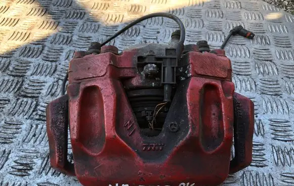 Mercedes-Benz E C207 W207 Front brake caliper