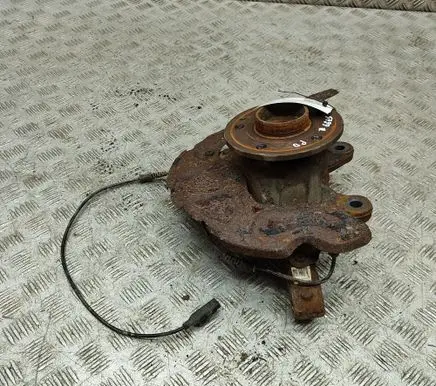 Mercedes-Benz Vito Viano W447 Front wheel hub A4473300720